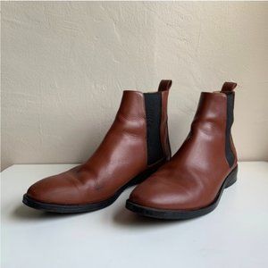 Everlane Modern Chelsea Boot